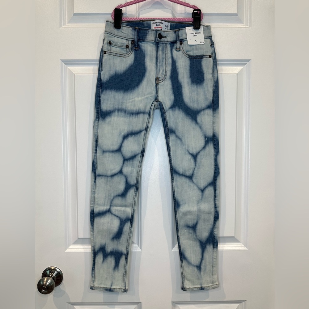 Abercrombie Kids Skinny Jeans Size 9/10 NWT